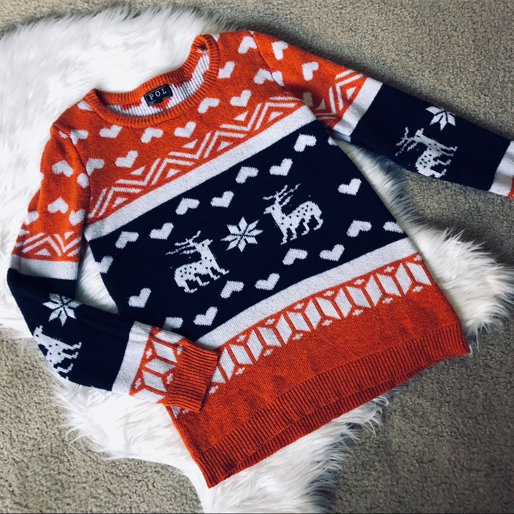 ‼️BLOWOUT SALE‼️5/$25 Thick and Cozy Winter Sweater holiday print